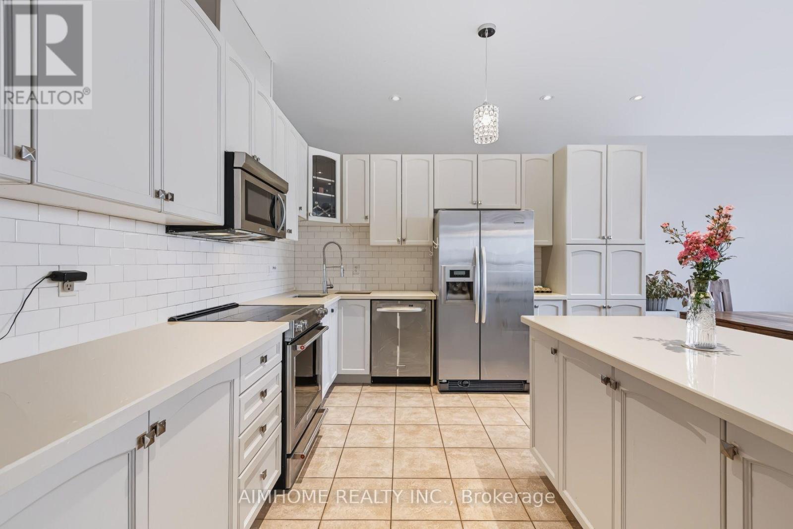 168 Ken Laushway Avenue, Whitchurch-Stouffville, Ontario  L4A 0S9 - Photo 12 - N13848978