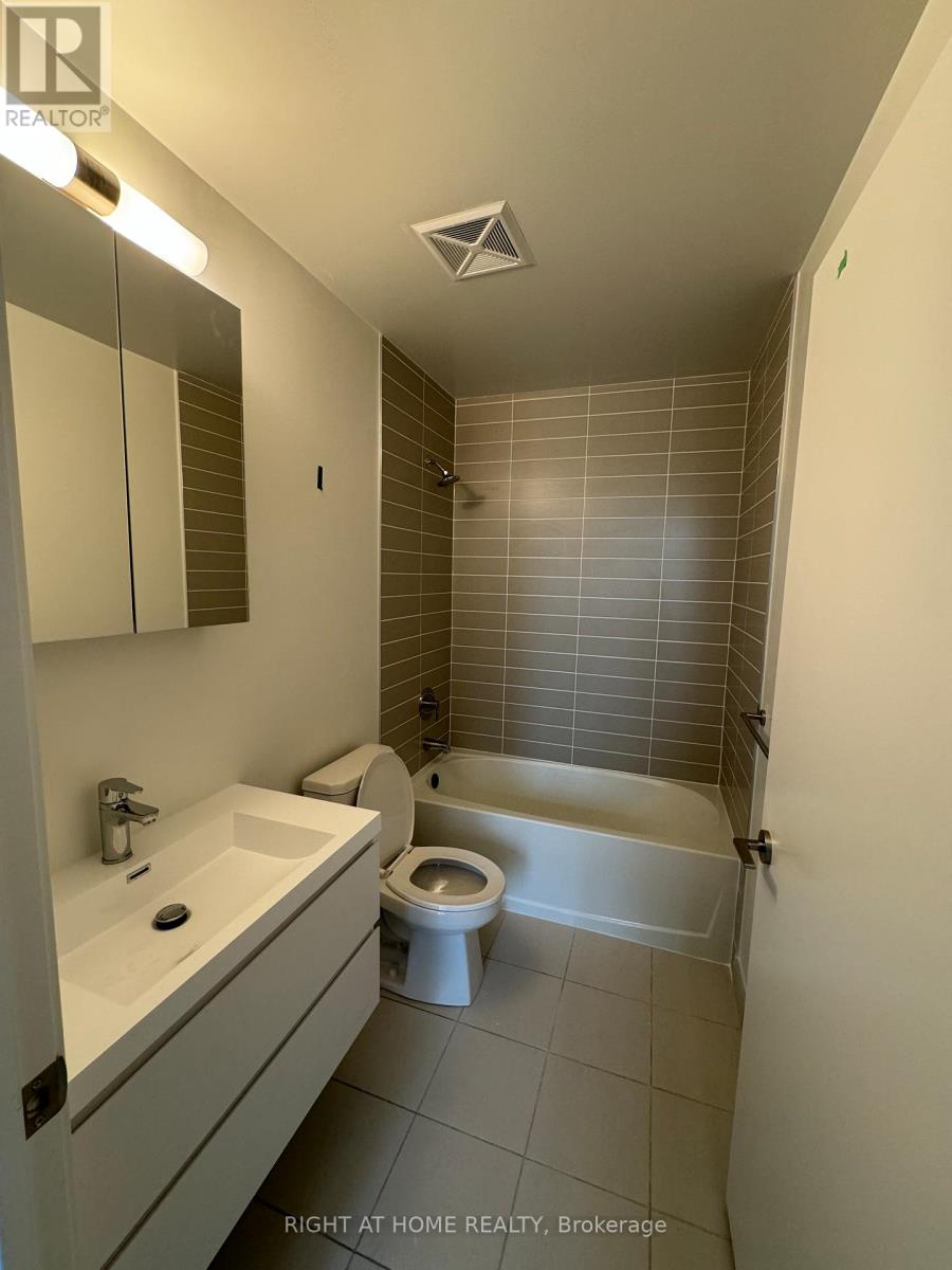 A1405 - 8119 Birchmount Road N, Markham, Ontario  L6G 0H5 - Photo 11 - N13849084