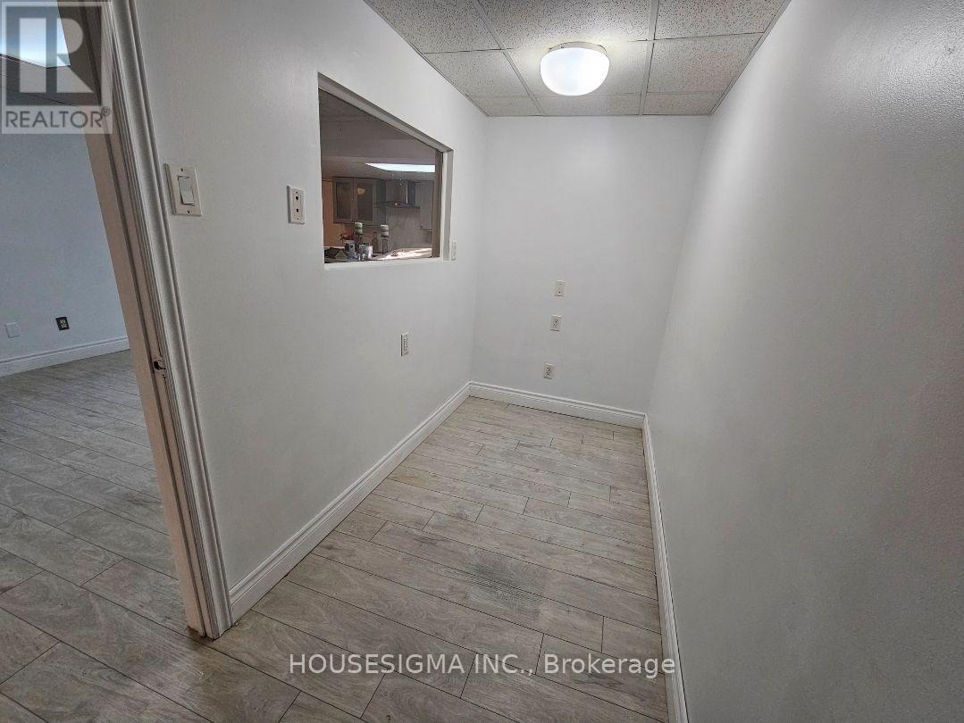 65 Randall Avenue, Markham, Ontario  L3S 1E1 - Photo 9 - N13849170