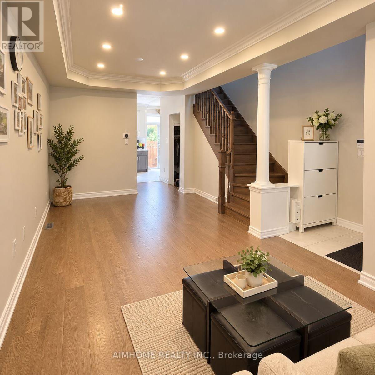 62 Lakespring Drive, Markham (Cachet), Ontario  L6C 2Z1 - Photo 3 - N13849238