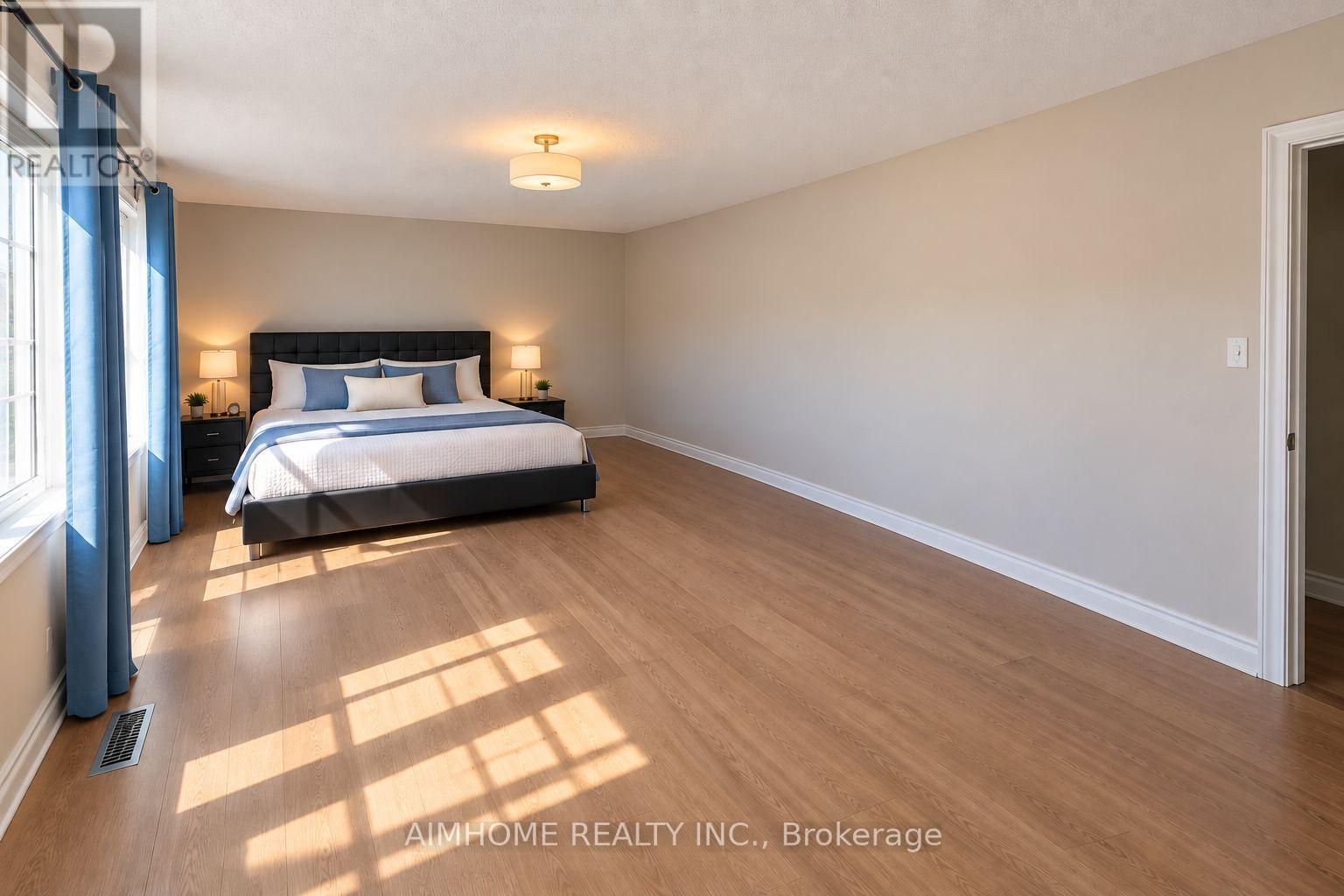 62 Lakespring Drive, Markham (Cachet), Ontario  L6C 2Z1 - Photo 8 - N13849238