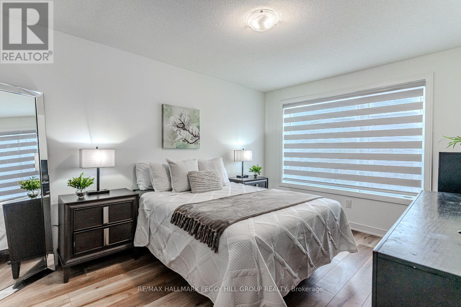 9 Red Maple Lane, Barrie (Innis-Shore), Ontario  L9J 0N4 - Photo 5 - S13849016