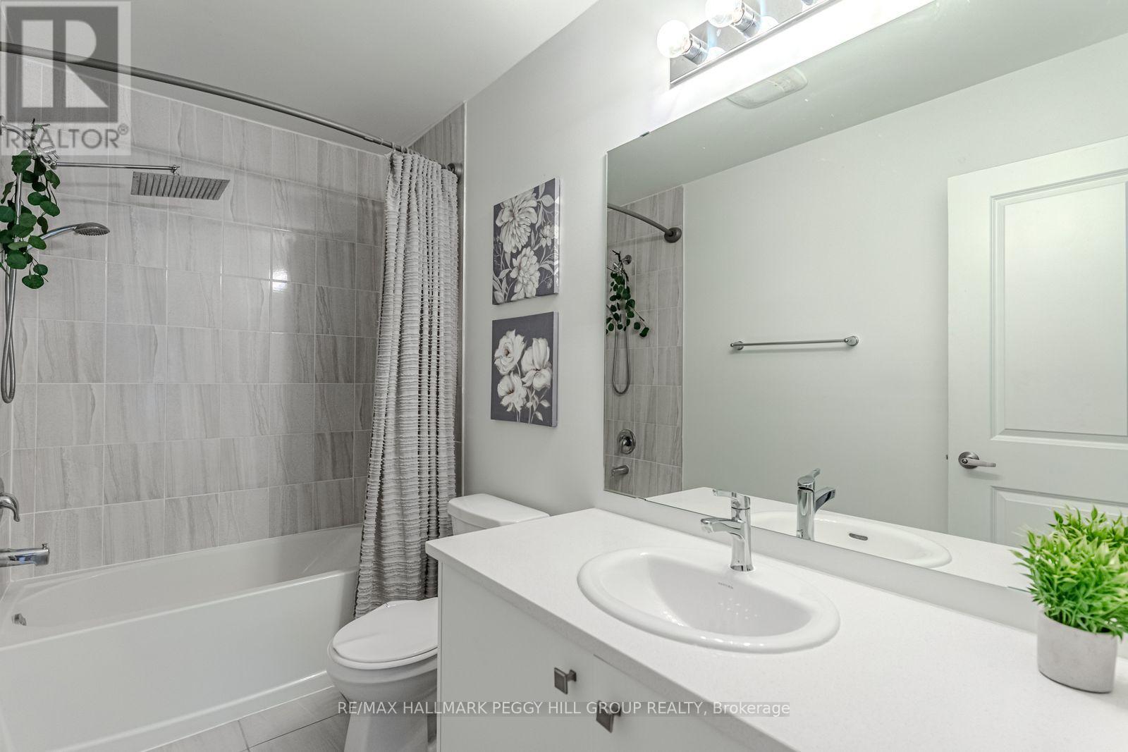 9 Red Maple Lane, Barrie (Innis-Shore), Ontario  L9J 0N4 - Photo 6 - S13849016