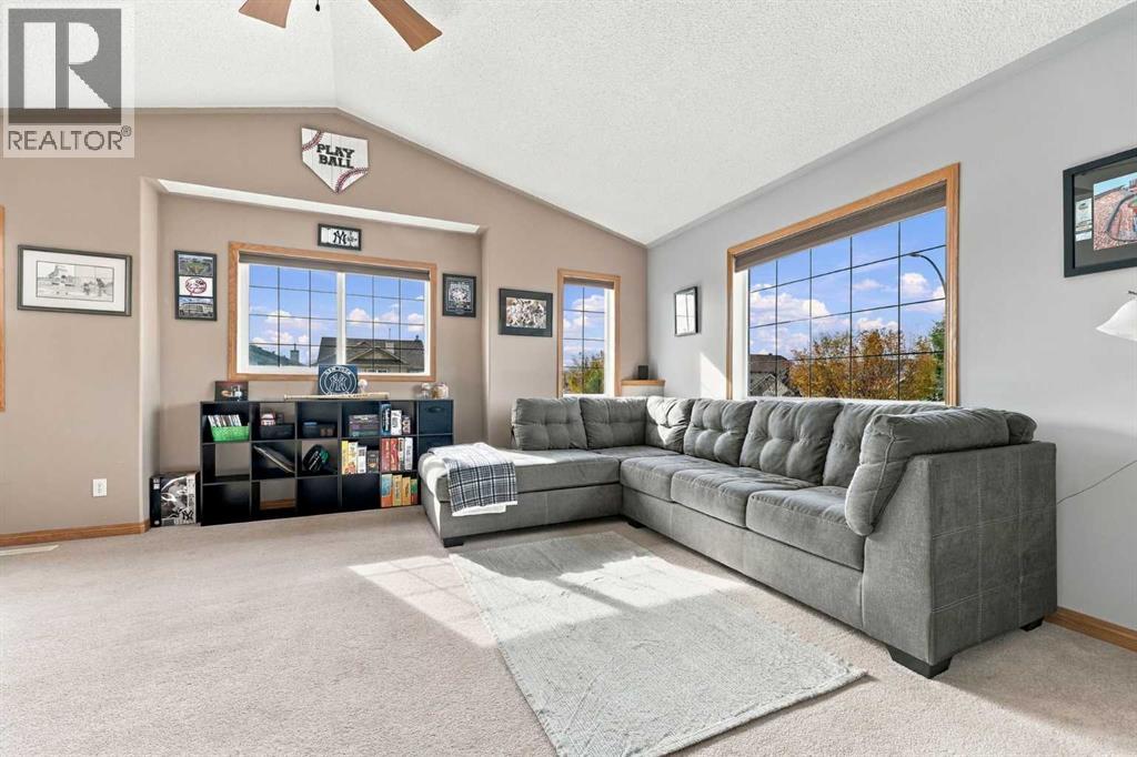 2 Cimarron Grove Bay