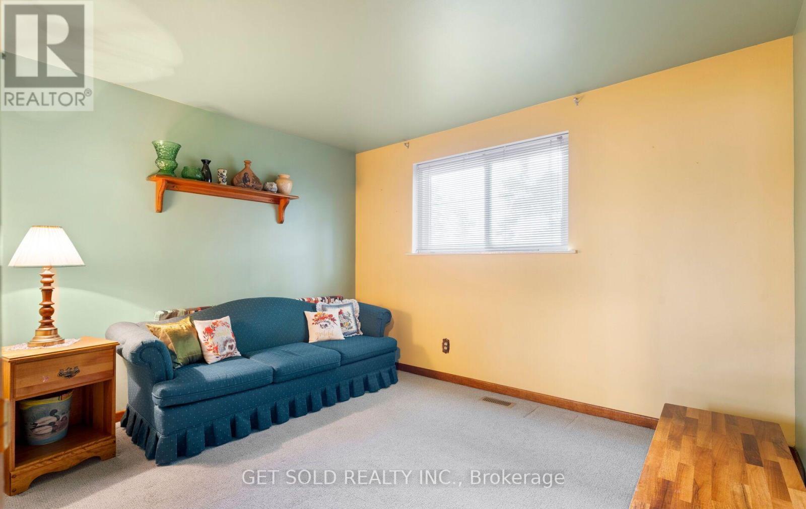 22 Almayo Crescent, Toronto, Ontario  M9V 2L4 - Photo 21 - W13848872