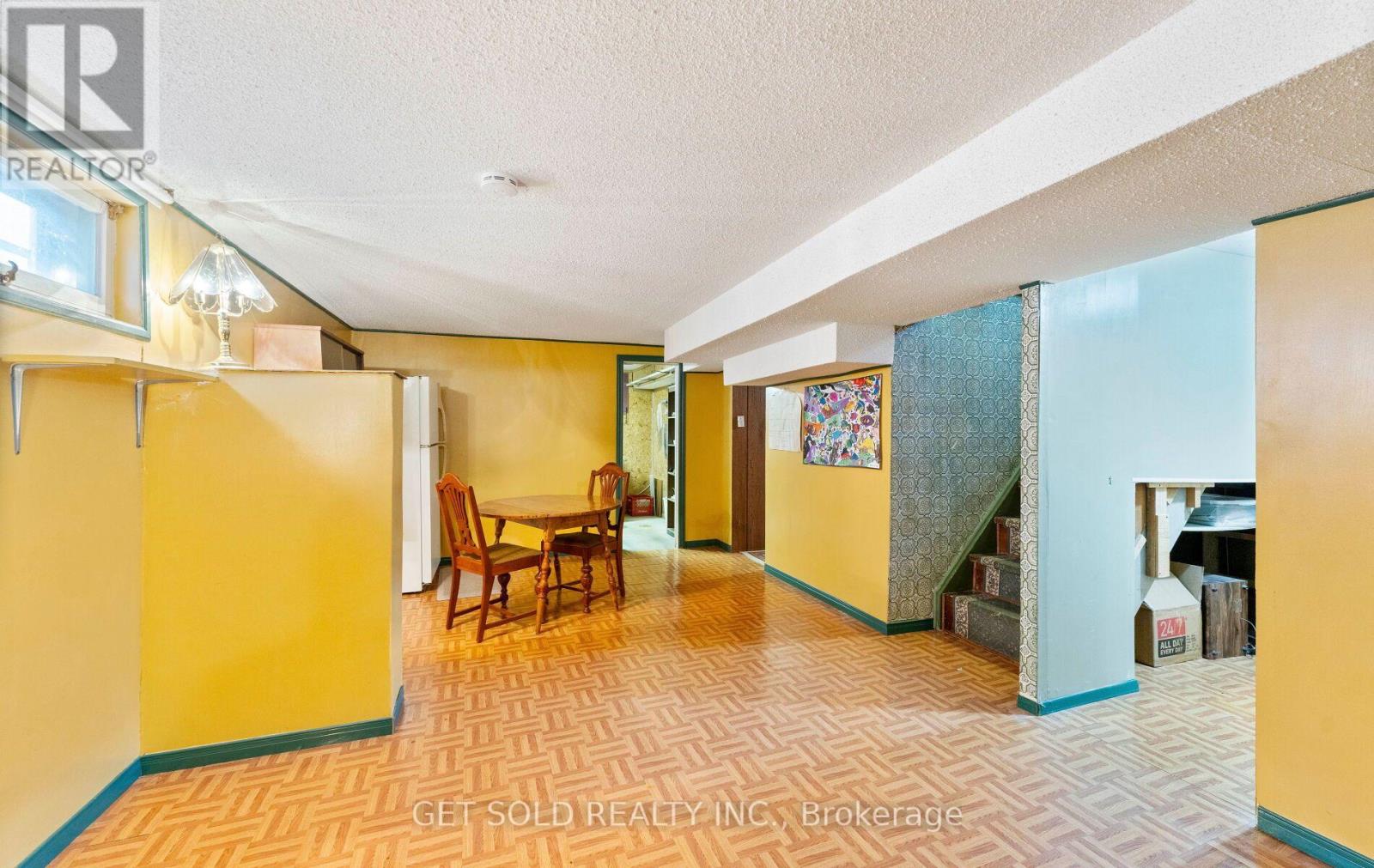 22 Almayo Crescent, Toronto, Ontario  M9V 2L4 - Photo 30 - W13848872