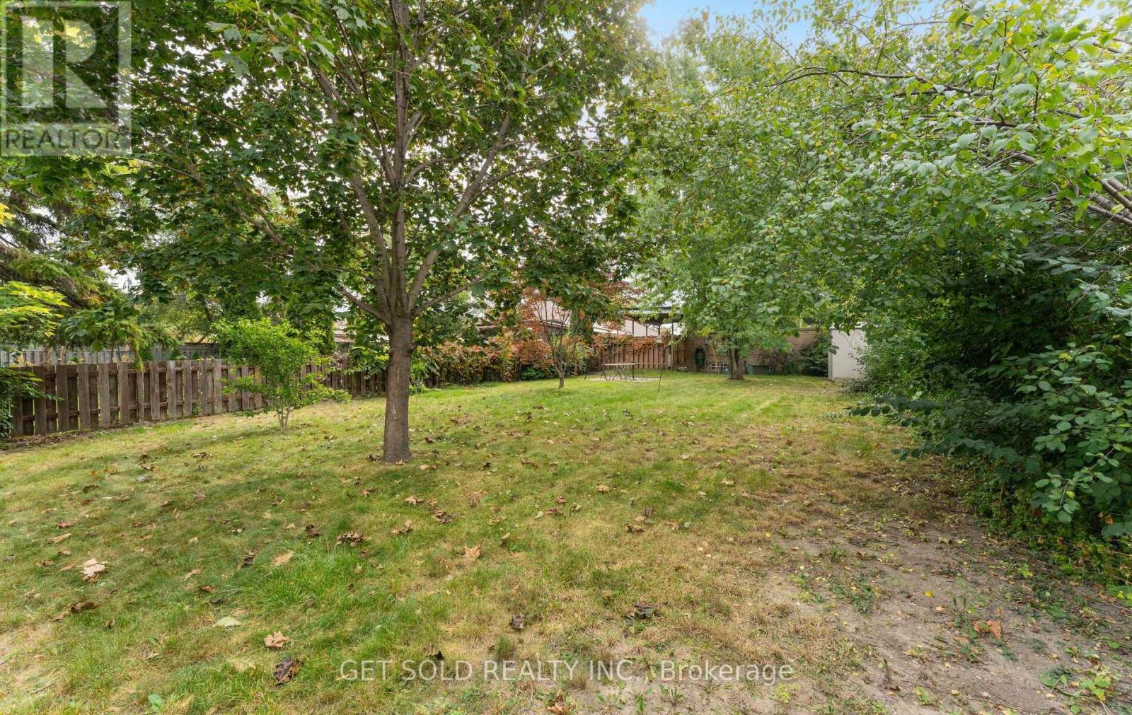 22 Almayo Crescent, Toronto, Ontario  M9V 2L4 - Photo 45 - W13848872