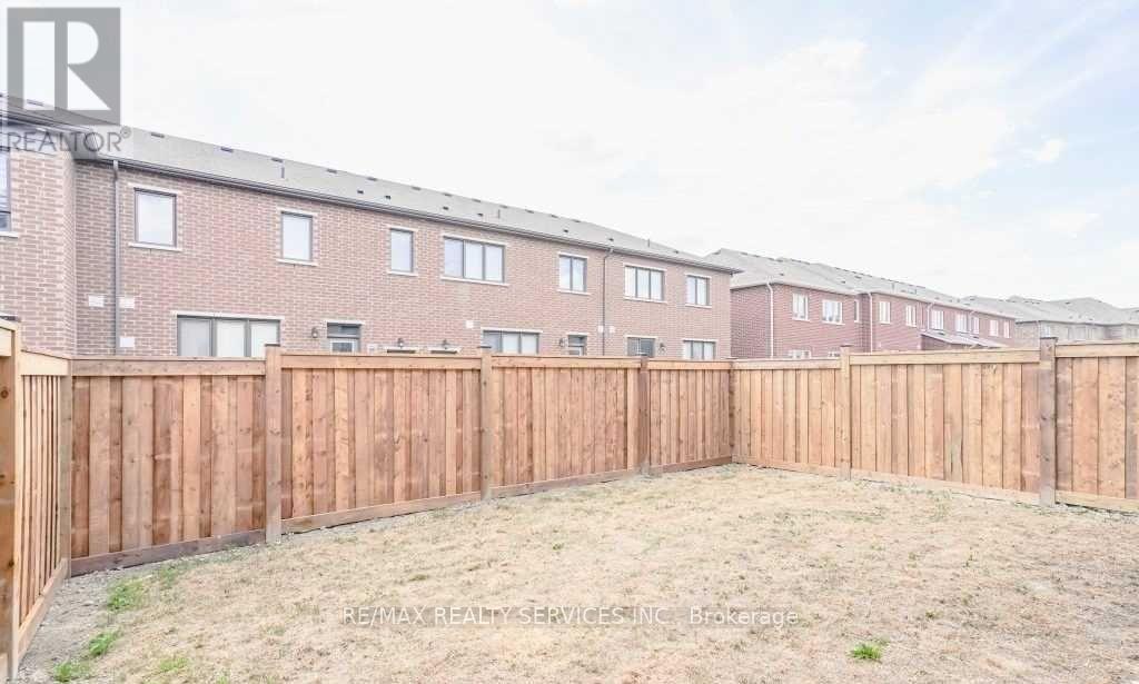 4 Divers Road, Brampton, Ontario  L7A 5C8 - Photo 32 - W13848912