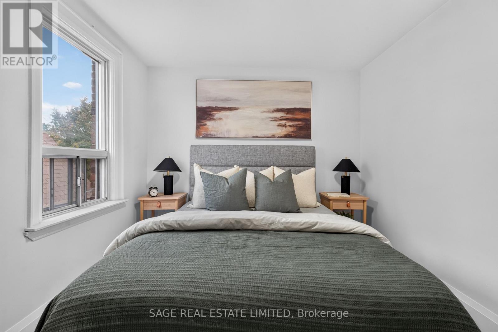 12 Branstone Road, Toronto, Ontario  M6E 4E4 - Photo 24 - W13848942