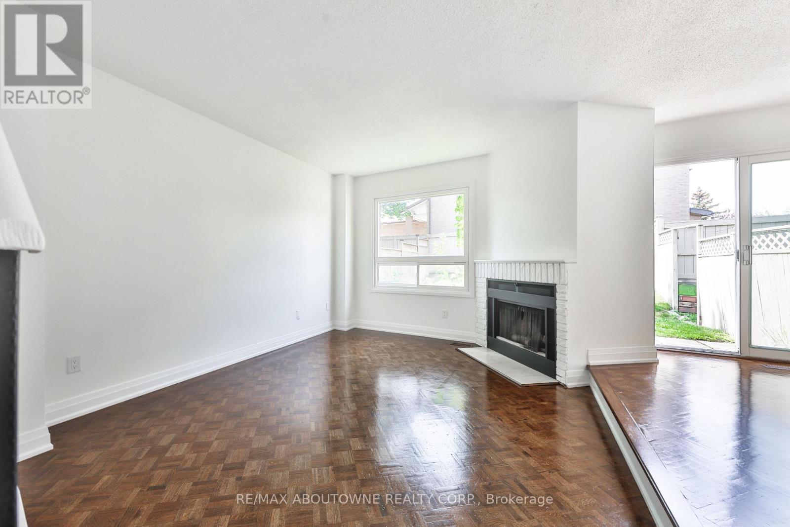 2 - 4635 Regents Terrace, Mississauga, Ontario  L5R 1W8 - Photo 10 - W13849004