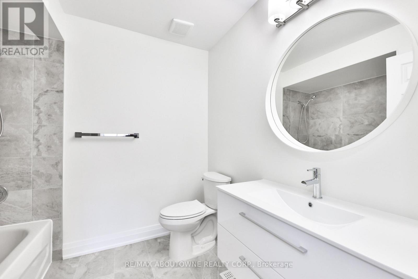 2 - 4635 Regents Terrace, Mississauga, Ontario  L5R 1W8 - Photo 22 - W13849004