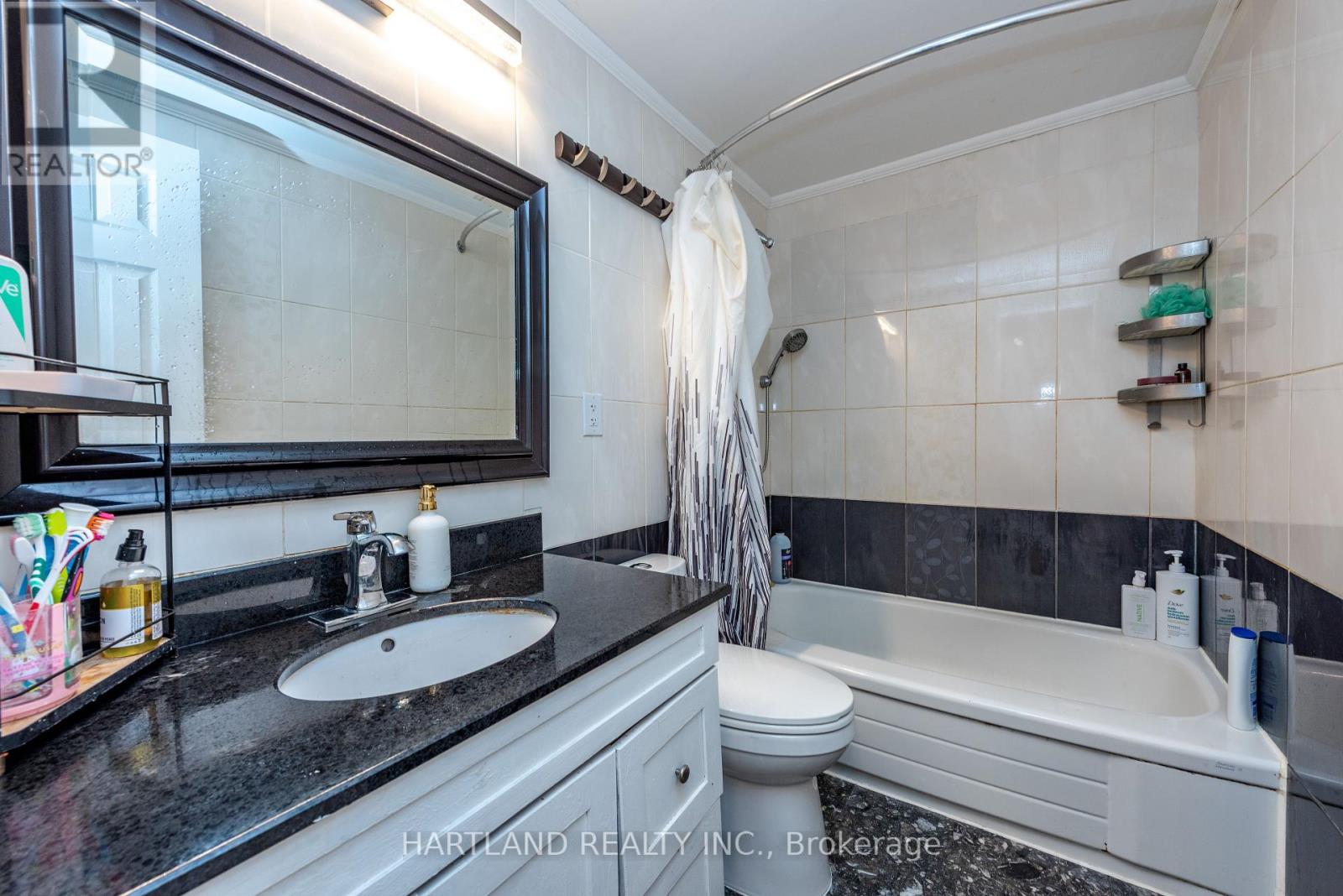 50 - 405 Hyacinthe Boulevard, Mississauga, Ontario  L5A 3N1 - Photo 27 - W13849018