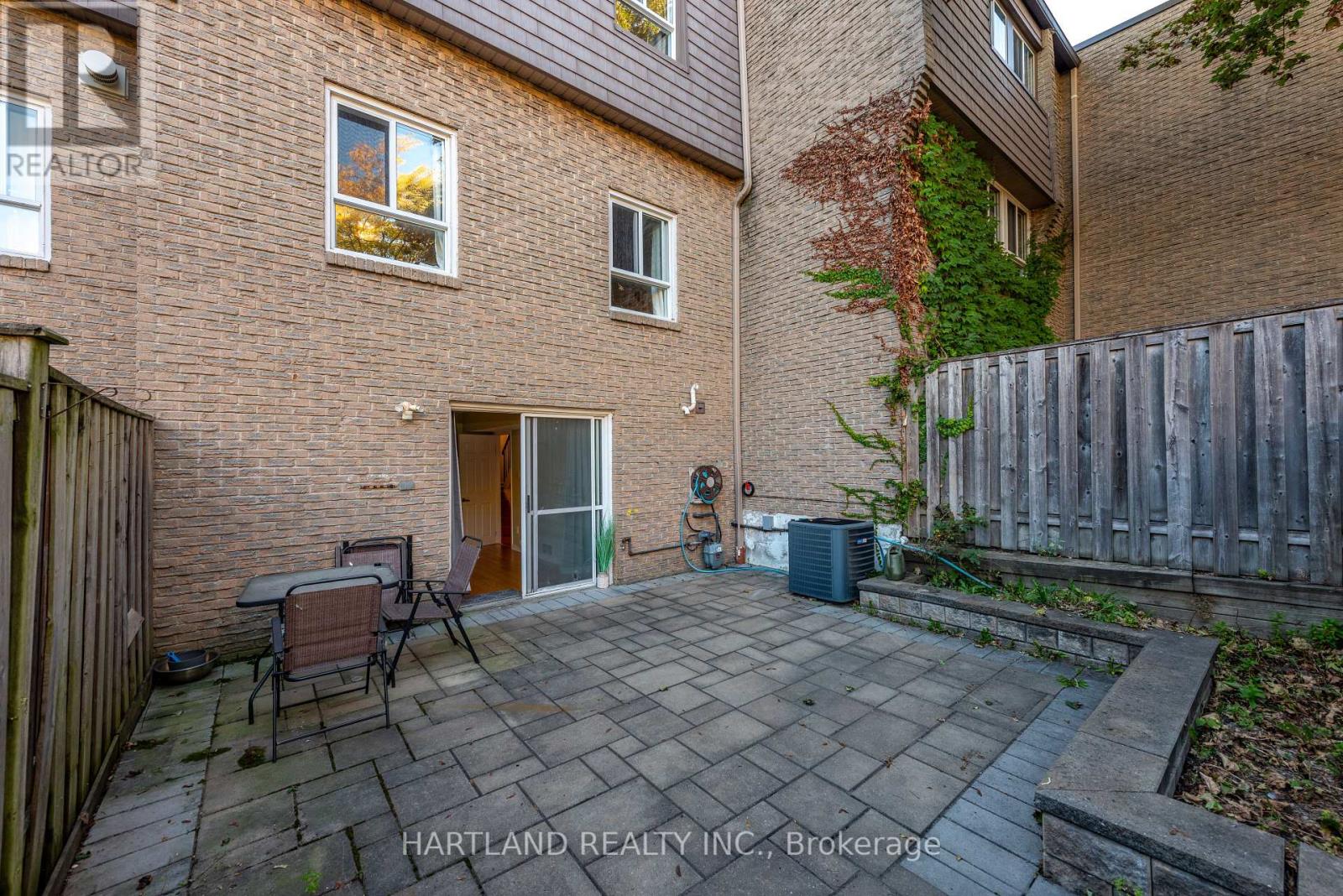 50 - 405 Hyacinthe Boulevard, Mississauga, Ontario  L5A 3N1 - Photo 34 - W13849018