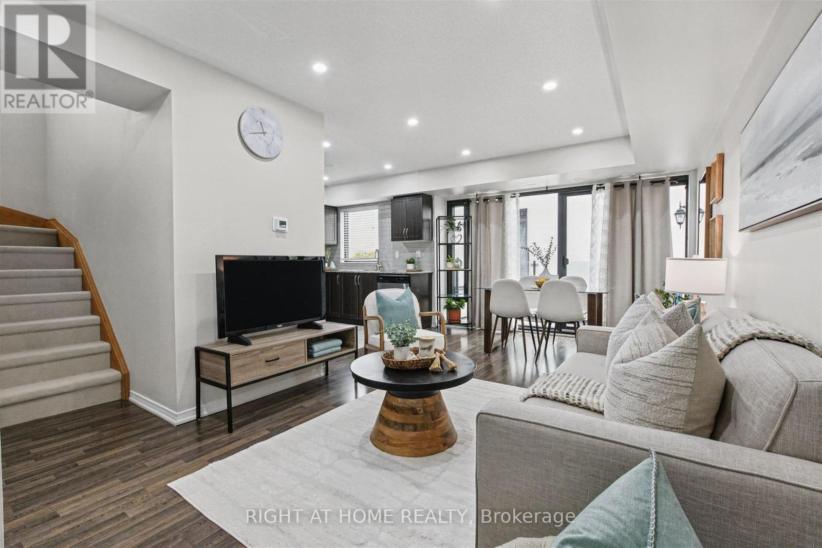 416 - 130 Widdicombe Hill Boulevard, Toronto, Ontario  M9R 0A9 - Photo 5 - W13849034