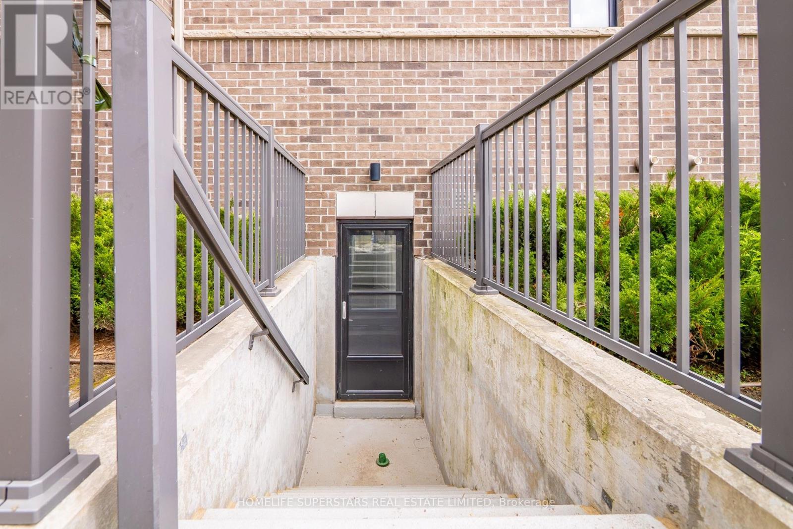 413 - 8 Drummond Street, Toronto, Ontario  M8V 1Y8 - Photo 15 - W13849092
