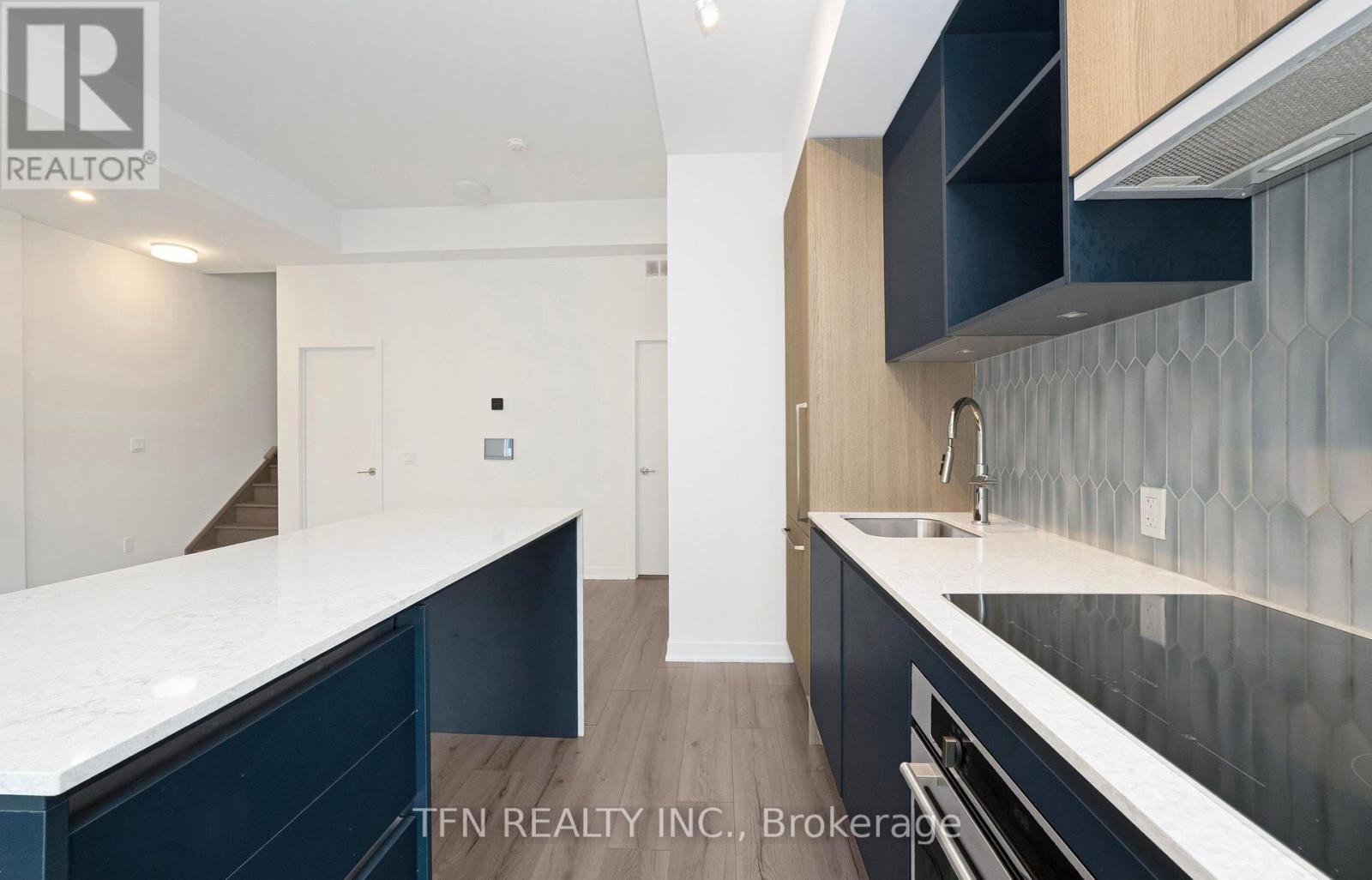 127 - 3020 Trailside Drive, Oakville, Ontario L6M 4M2 - Photo 11 - W13849124