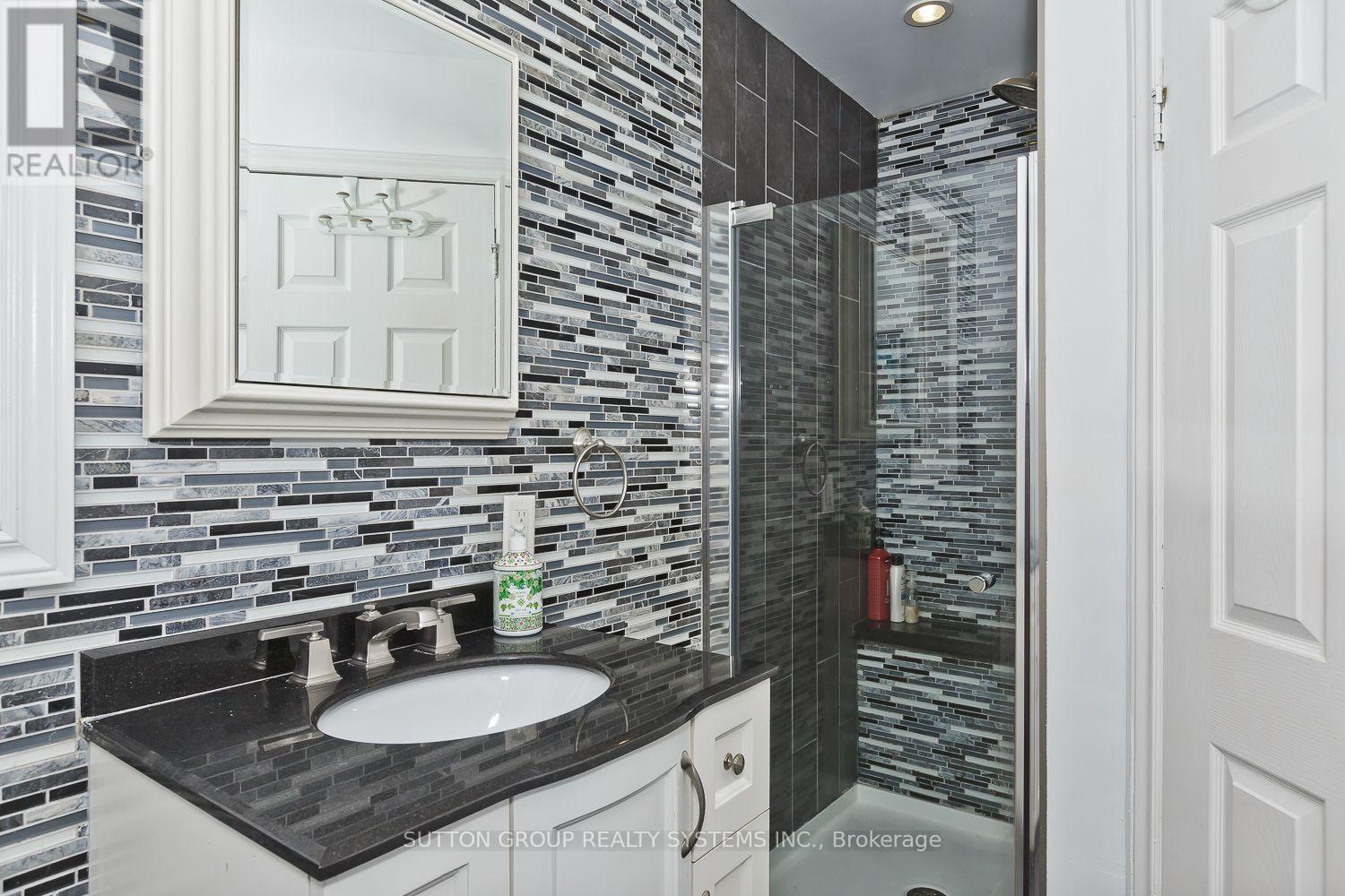 14 Lake Shore Drive, Toronto, Ontario  M8V 1Z2 - Photo 21 - W13849146