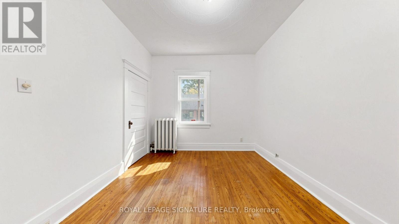 132 Marion Street, Toronto, Ontario  M6R 1E7 - Photo 11 - W13849246