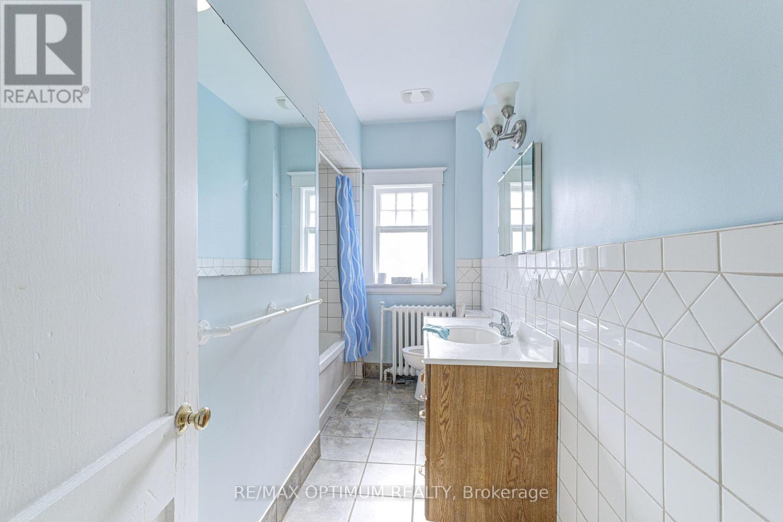 916 Queenston Road, Cambridge, Ontario  N3H 3K8 - Photo 14 - X13849182