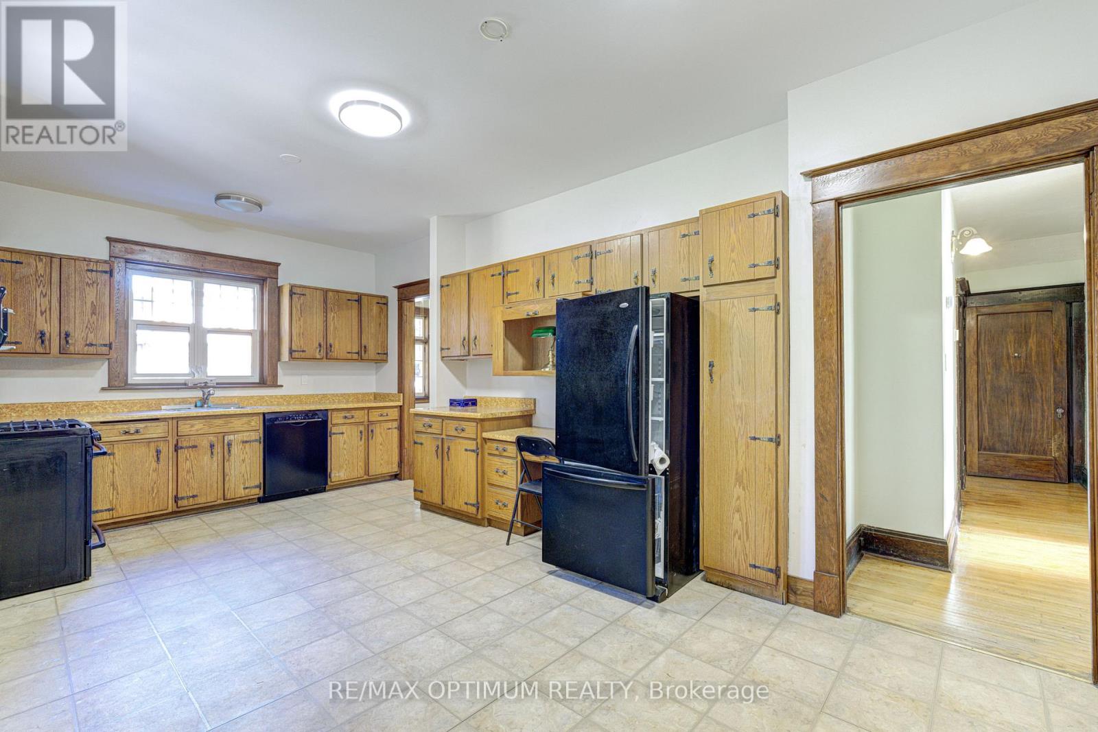 916 Queenston Road, Cambridge, Ontario  N3H 3K8 - Photo 17 - X13849182