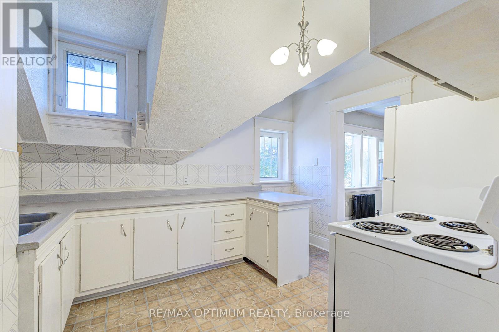 916 Queenston Road, Cambridge, Ontario  N3H 3K8 - Photo 25 - X13849182