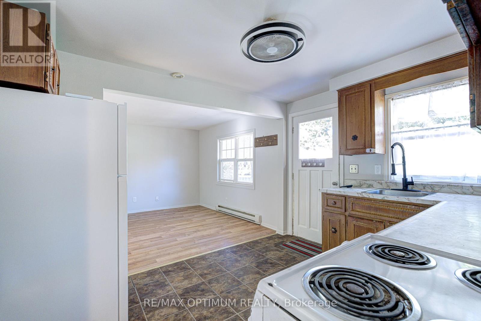 916 Queenston Road, Cambridge, Ontario  N3H 3K8 - Photo 34 - X13849182