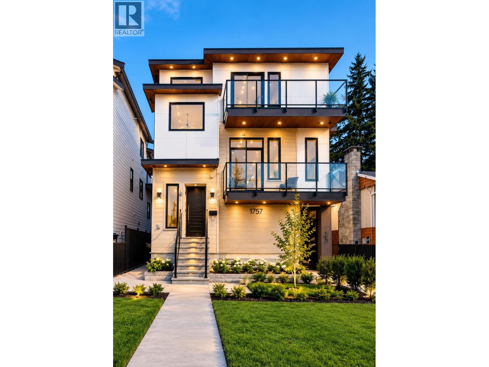102 1757 MORGAN AVENUE, Port Coquitlam, British Columbia
