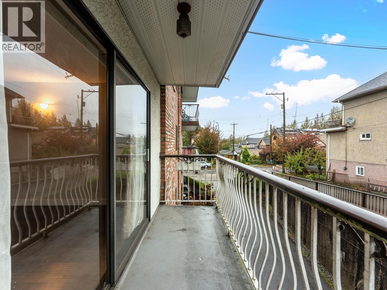 203 1611 E 3rd Avenue, Vancouver, British Columbia  V5N 1H1 - Photo 8 - R3170008