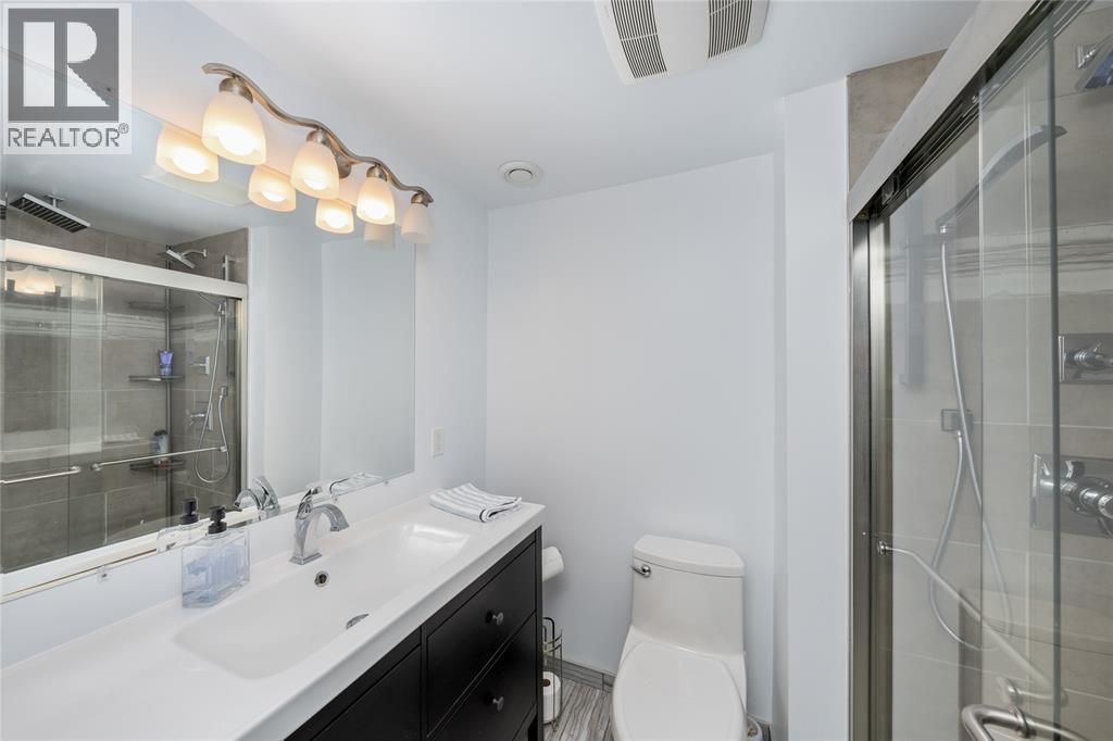 1121 Arlington Court, Sarnia, Ontario  N7S 3V1 - Photo 15 - 26024113