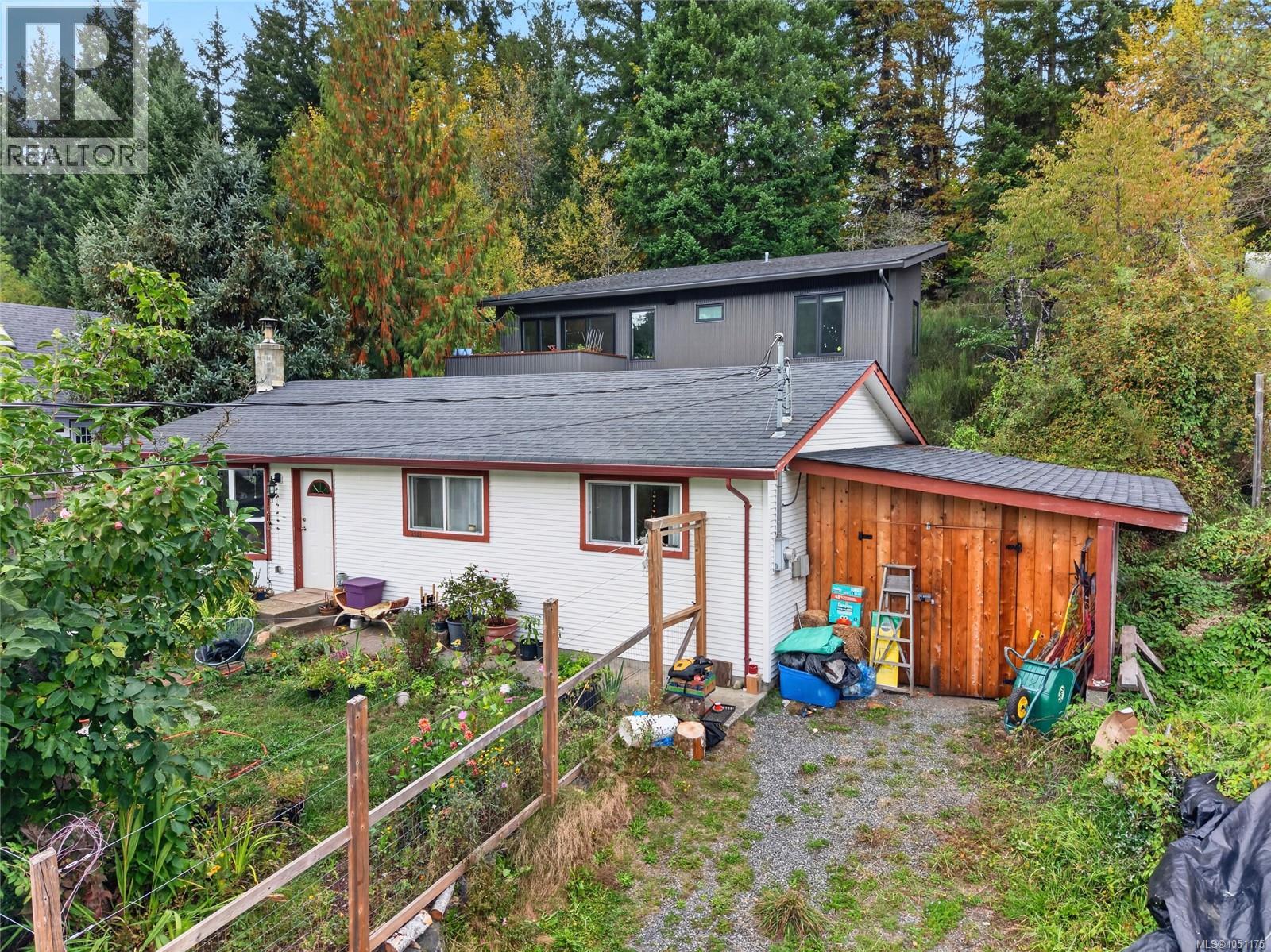 2522 Dunsmuir Ave, Cumberland, British Columbia  V0R 1S0 - Photo 51 - 1051175