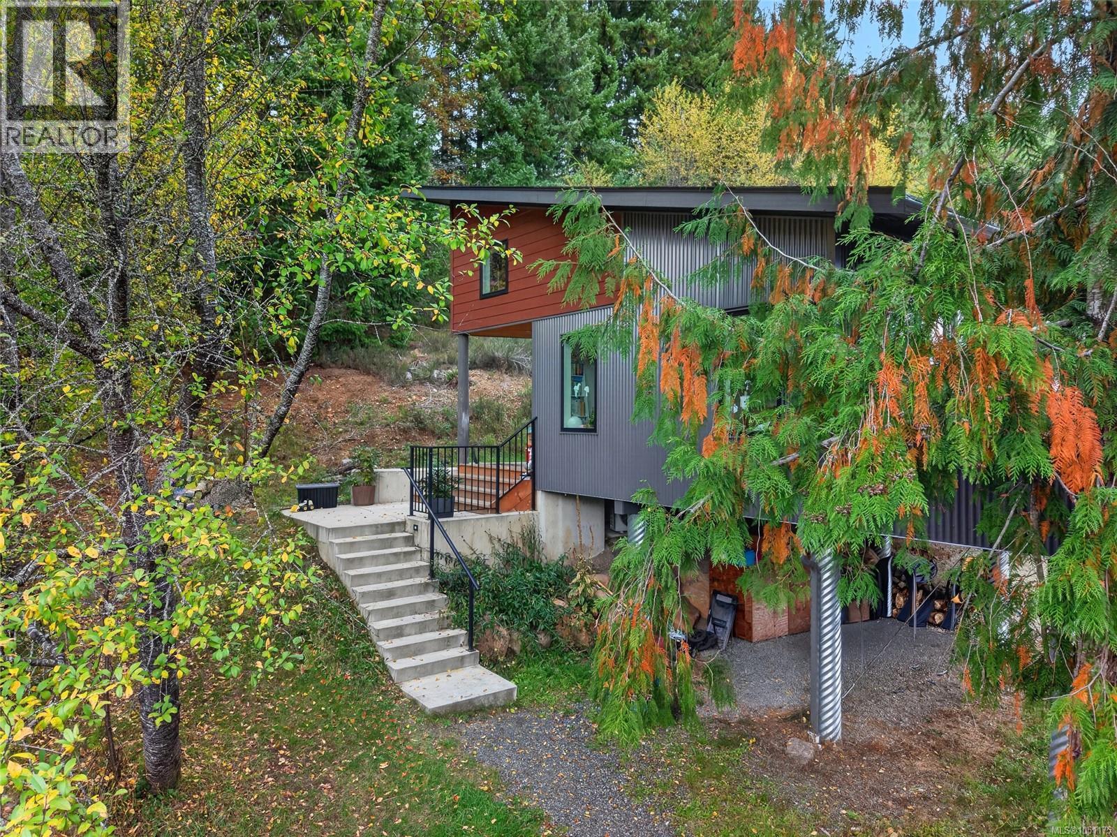 2522 Dunsmuir Ave, Cumberland, British Columbia  V0R 1S0 - Photo 7 - 1051175