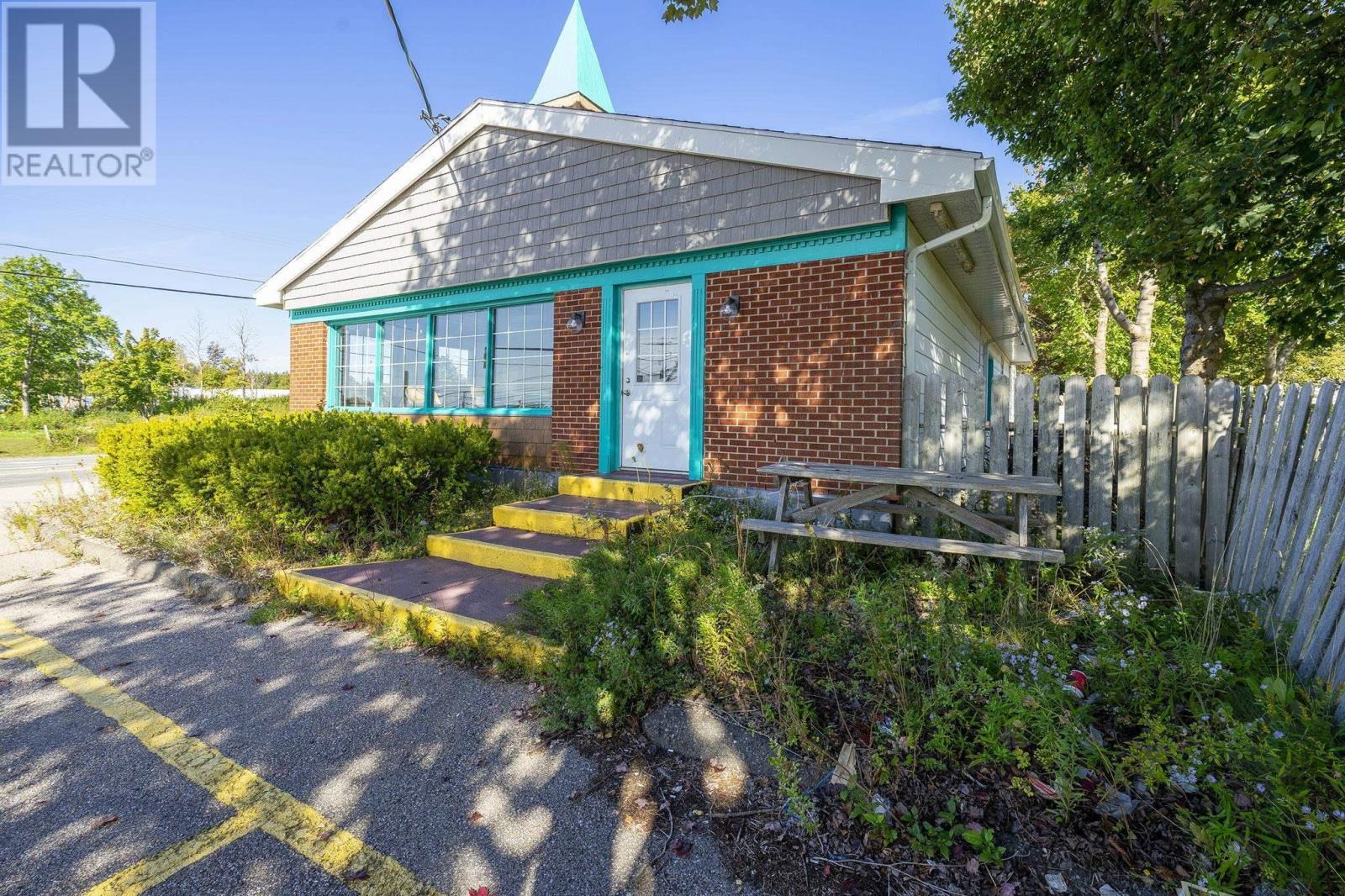 96 Warwick Street, Digby, Nova Scotia  B0V 1A0 - Photo 1 - 202624810