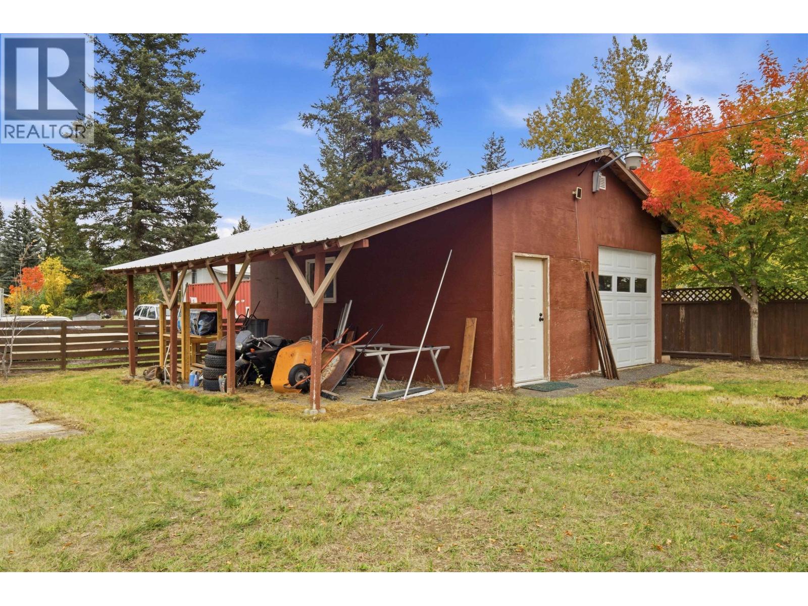 1528 Dog Creek Road, Williams Lake, British Columbia  V2G 3H4 - Photo 4 - R3170733