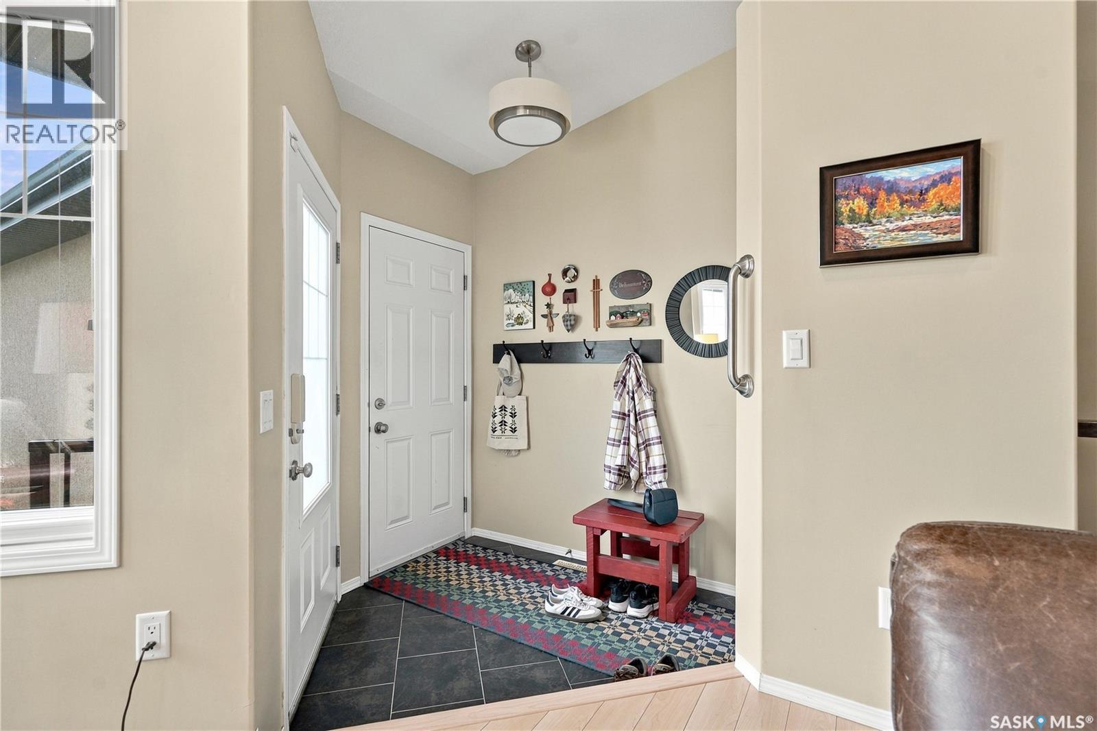 114 Senick Crescent, Saskatoon, Saskatchewan  S7T 0P1 - Photo 7 - SK050074