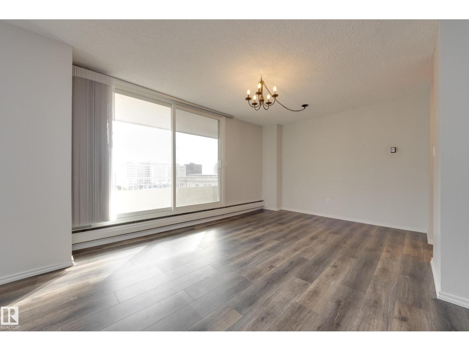 #1001 9909 110 ST NW