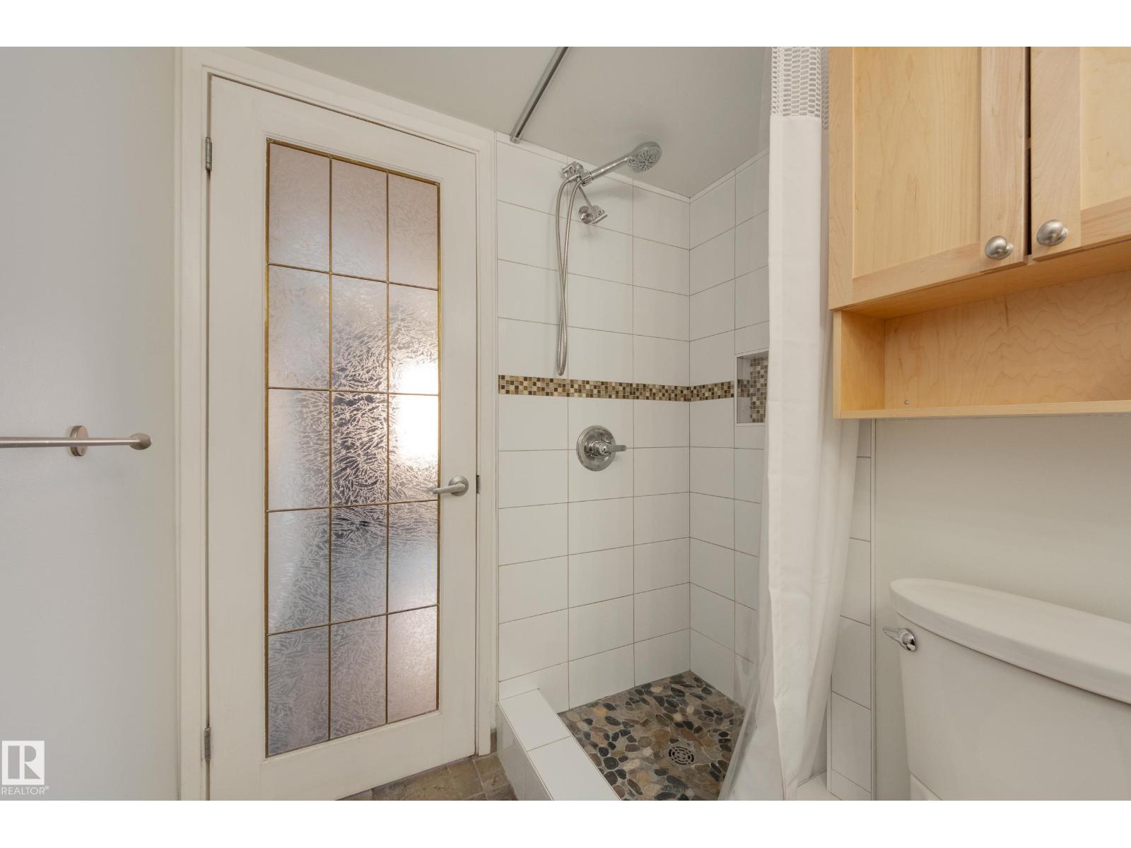 #1001 9909 110 ST NW