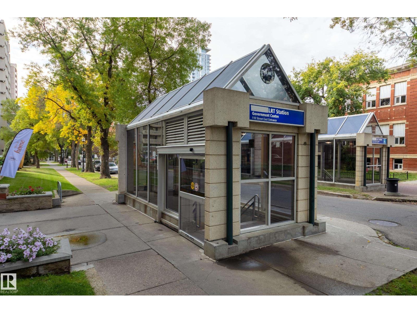 #1001 9909 110 ST NW