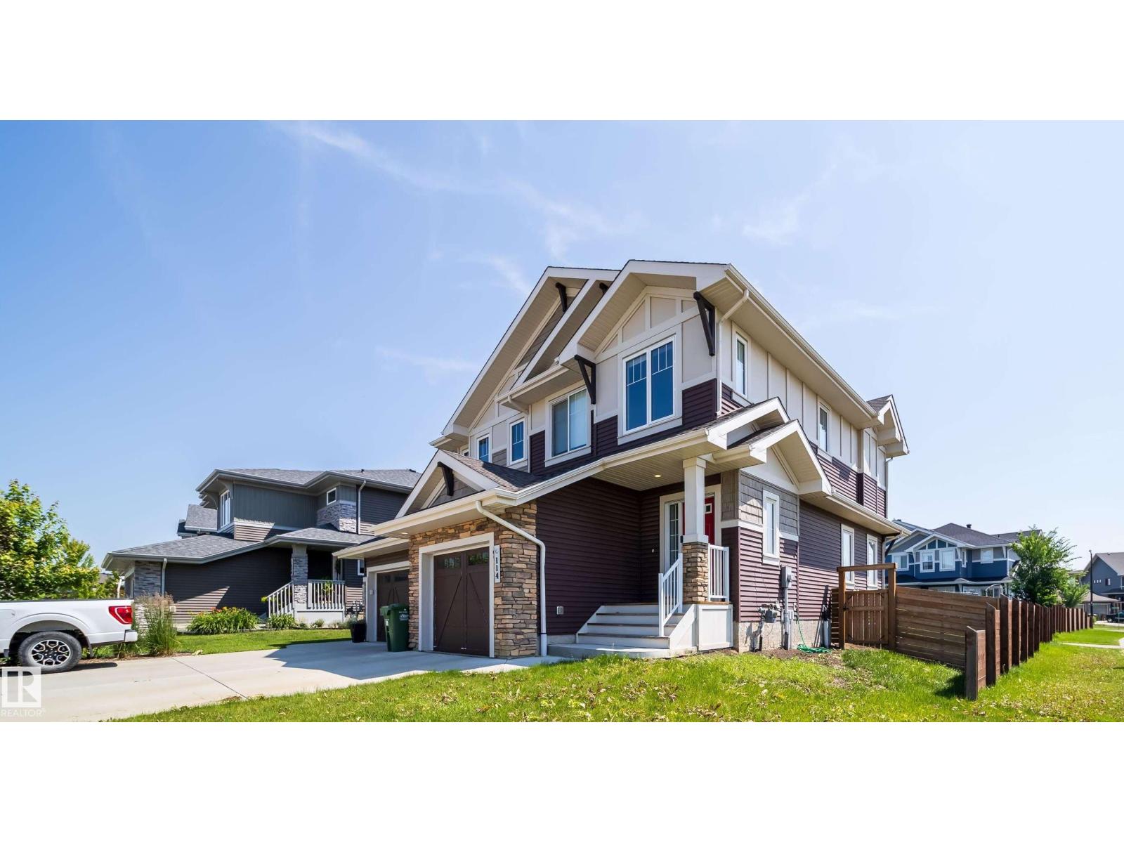 114 James CR