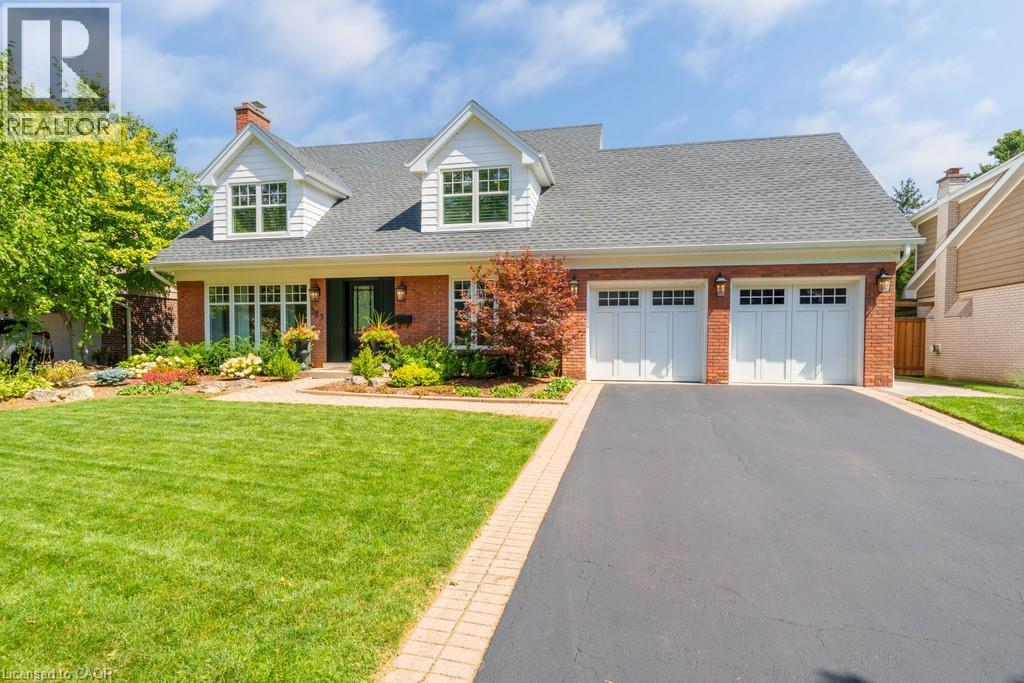 385 ROSSLYN Drive, Burlington, Ontario