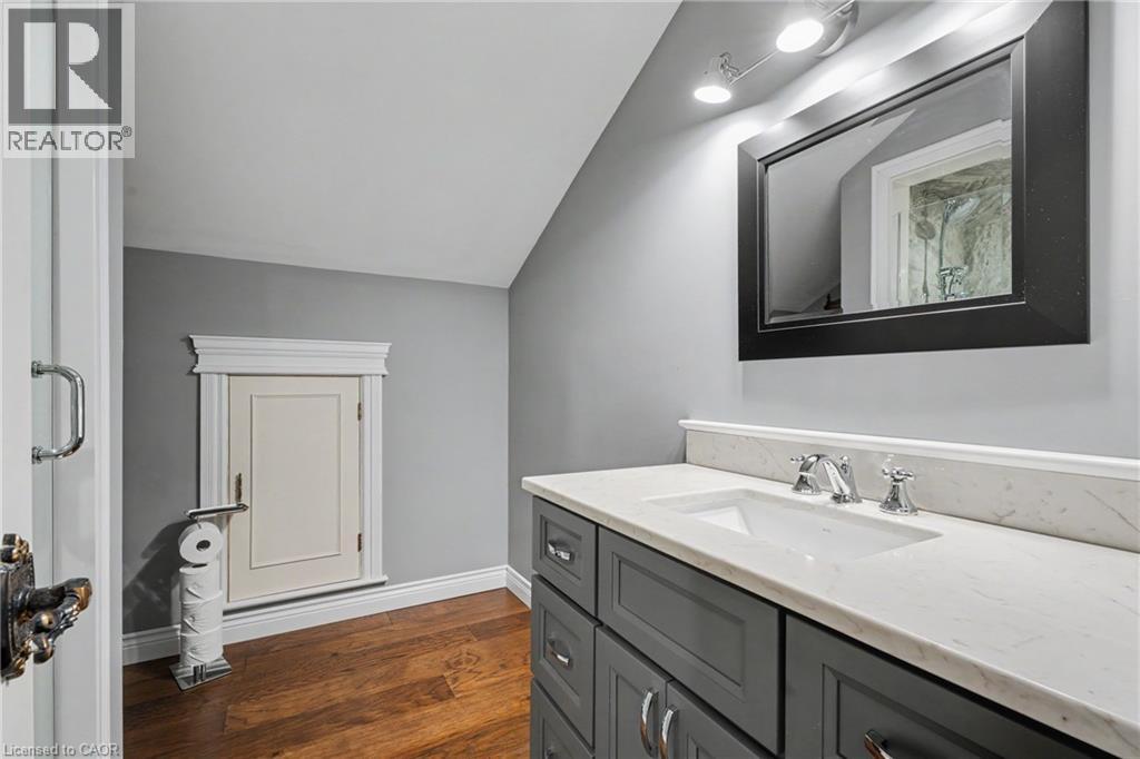 390 Sydenham Road, Dundas, Ontario  L9H 5E2 - Photo 26 - 40867878