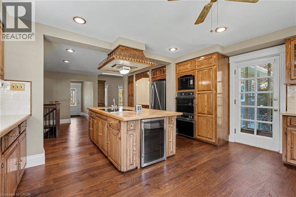390 Sydenham Road, Dundas, Ontario  L9H 5E2 - Photo 8 - 40867878