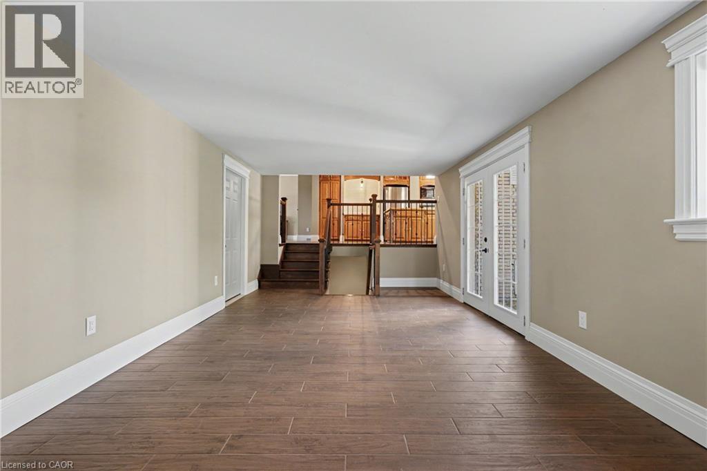 390 Sydenham Road, Dundas, Ontario  L9H 5E2 - Photo 31 - 40867878