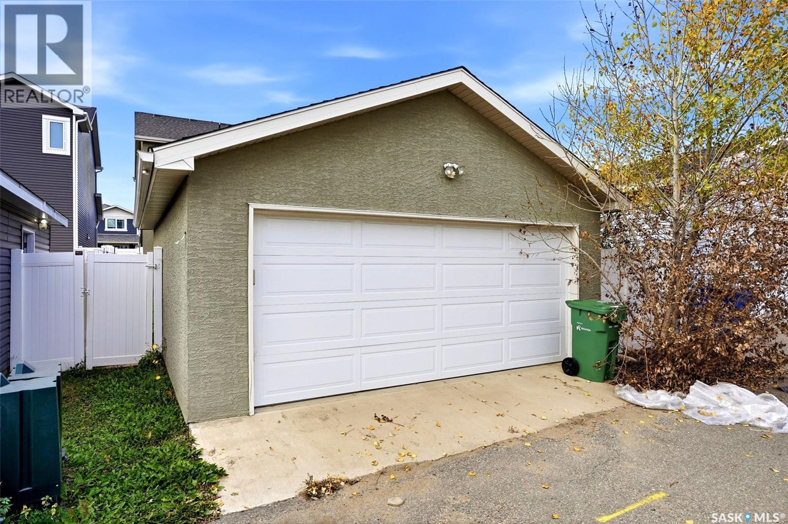 1137 Jurasin Street N, Regina, Saskatchewan  S4X 0K1 - Photo 34 - SK049891