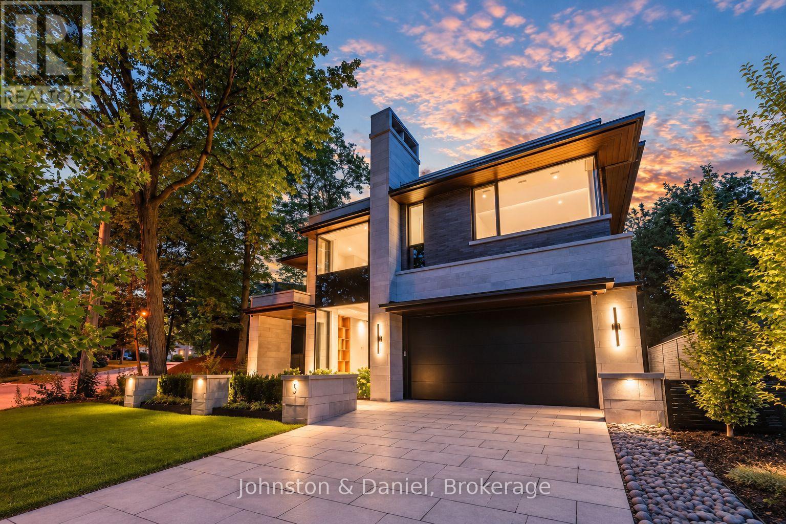 5 FIDELIA AVENUE Toronto (Bridle Path-Sunnybrook-York Mills) Ontario Canada M4N3E7 4