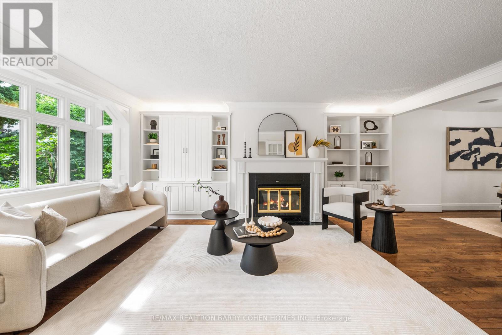6 Nina Street, Toronto, Ontario  M5R 1Z3 - Photo 4 - C13849408