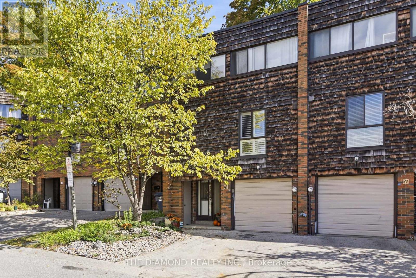 41 Carl Shepway, Toronto, Ontario  M2J 1X3 - Photo 3 - C13849450