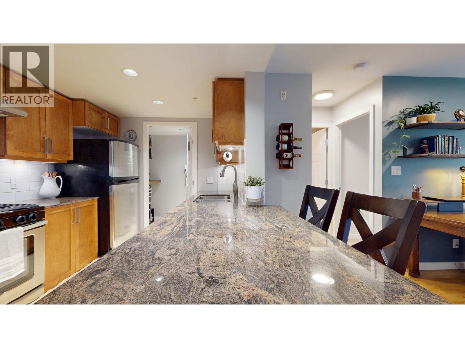 213 1212 MAIN STREET