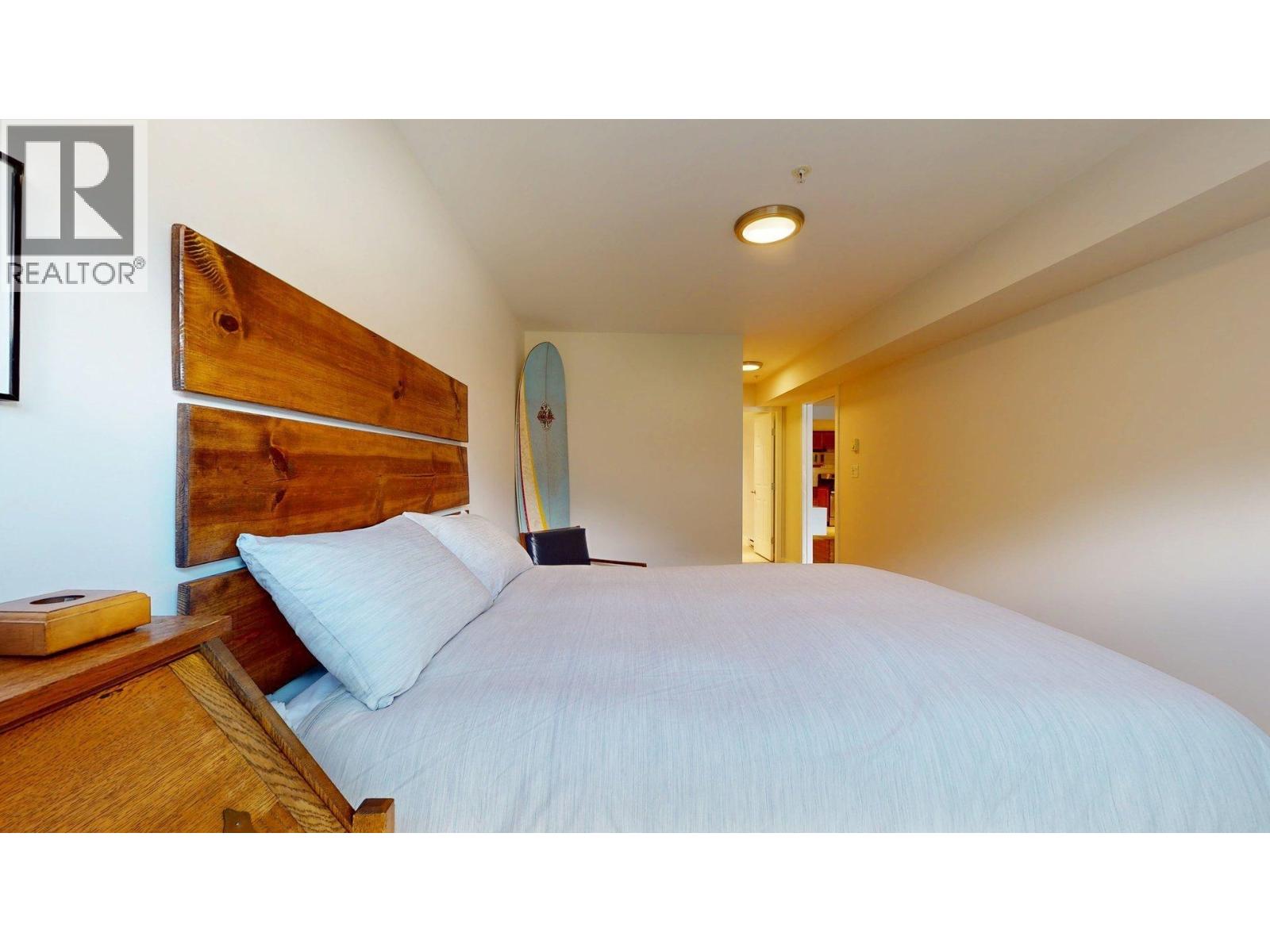 213 1212 MAIN STREET