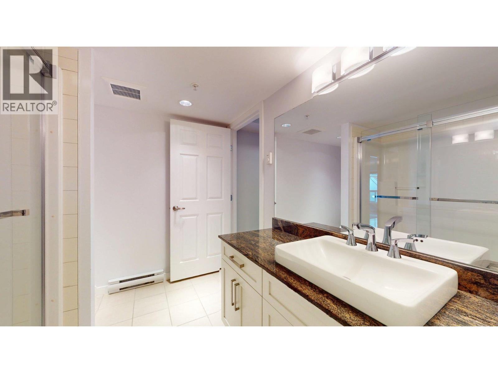 213 1212 MAIN STREET