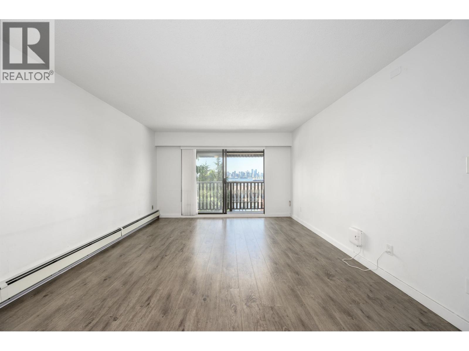 305 310 W 3rd Street, North Vancouver, British Columbia  V7M 1G4 - Photo 13 - R3171075
